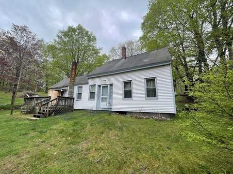 7 Park St, Royalston, MA 01368