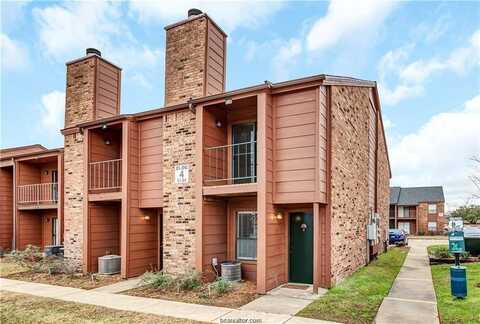904 University Oaks, College Station, TX 77840