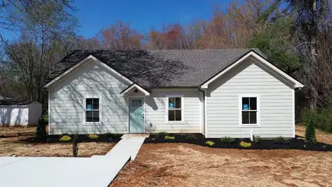 12 Lonsvale Dr, McMinnville, TN 37110