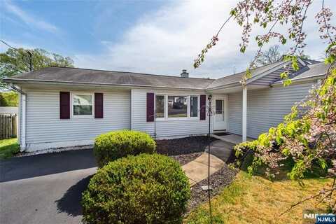 9 Harmony Lane, Denville, NJ 07834