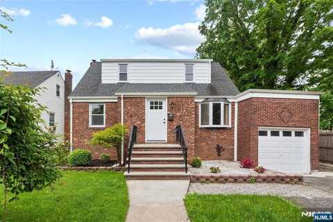 36 Deerfield Street, Bergenfield, NJ 07621