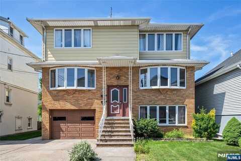 32 Koster Street, Wallington, NJ 07057