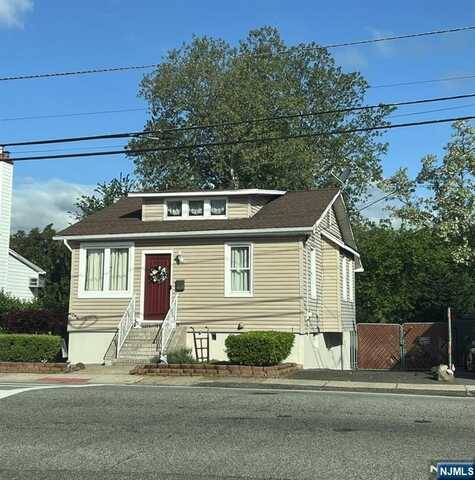 459 Riverside Avenue, Lyndhurst, NJ 07071