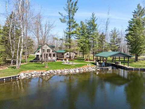8282 Devils Elbow, Brutus, MI 49716