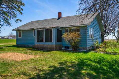 9750 Quarterline, Charlevoix, MI 49720
