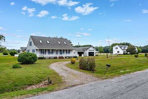 15 Surry Street, Ophelia, VA 22473