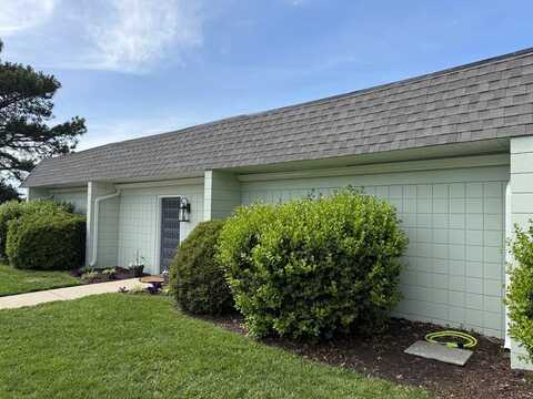 195 (E6) South Drive, Kilmarnock, VA 22482