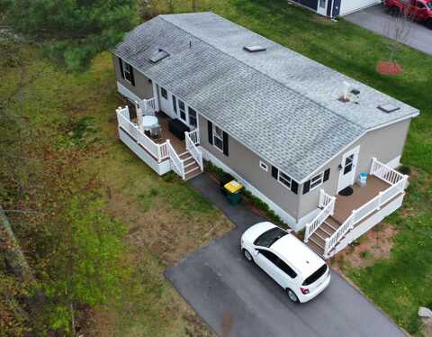 29 Eagle Drive, Rochester, NH 03868
