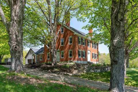 4 Thompson Mill Road, Lee, NH 03861