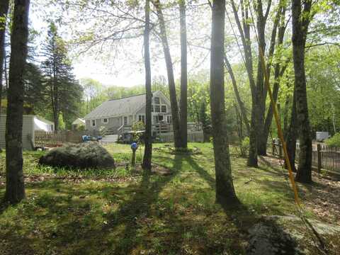 14 Morgan Road, Hillsborough, NH 03244
