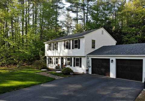 27 Parade Road, Deerfield, NH 03037