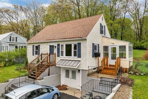 74 Pine Street, Rollinsford, NH 03869