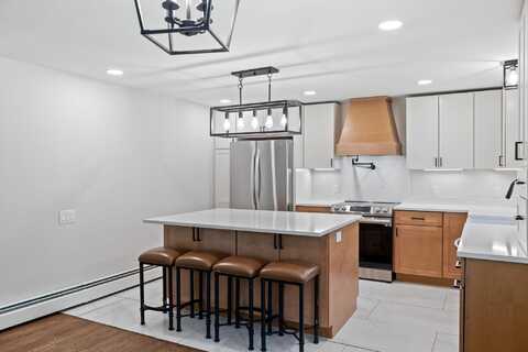 41 Elk Drive, Bedford, NH 03110