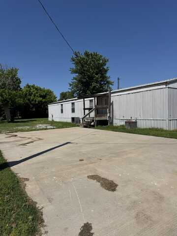 160 E Haynes Street, Vinita, OK 74301