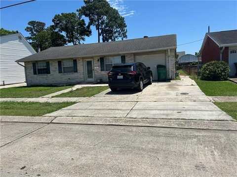725 OAKWOOD Drive, Gretna, LA 70056
