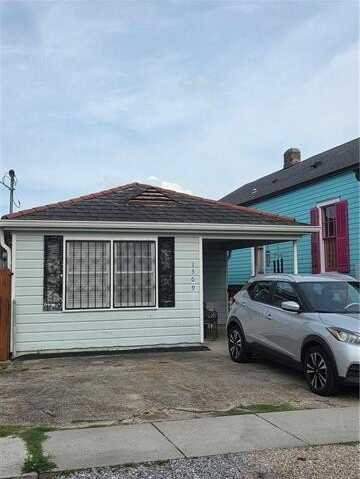 1309 INDEPENDENCE Street, New Orleans, LA 70117