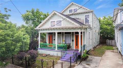 2304 VALMONT Street, New Orleans, LA 70115