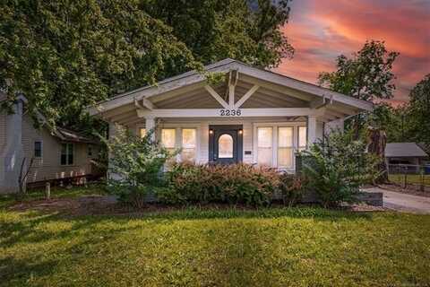 2236 E 7th Street, Tulsa, OK 74104