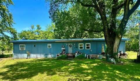 310 E Audd Avenue, Checotah, OK 74426