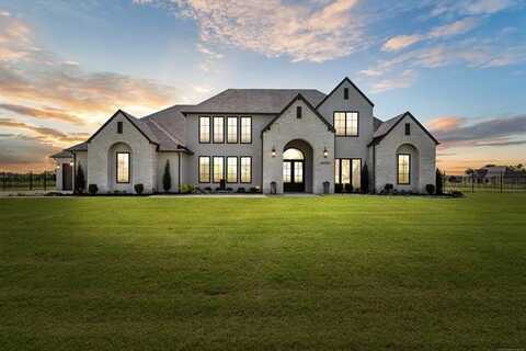 8499 S Timber Wolf Drive, Broken Arrow, OK 74014