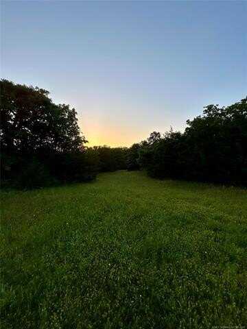S 401 Street West, Bristow, OK 74010