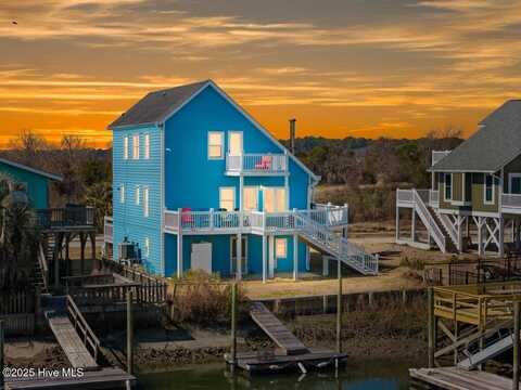 154 Sand Dollar Street, Holden Beach, NC 28462
