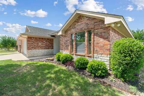 502 Sweetwater Drive, Weatherford, TX 76085