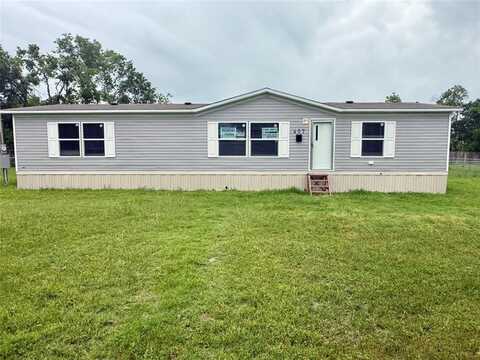 407 S 2nd Street, Lott, TX 76656