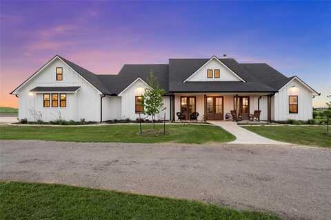 688 Pleasant Run Road, Crawford, TX 76638
