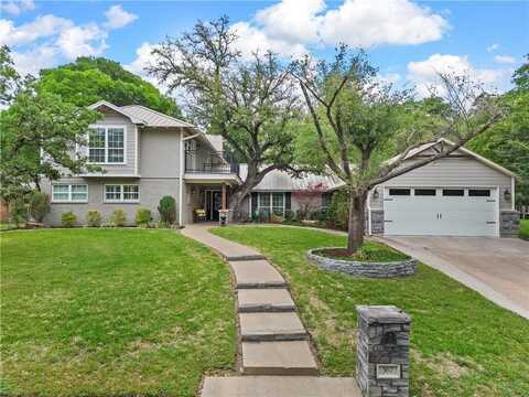367 Broughton Drive, Woodway, TX 76712