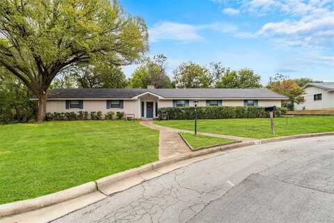 7416 Brentwood Circle, Woodway, TX 76712