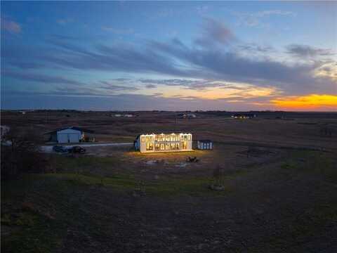 232 Hcr 2302, Abbott, TX 76621