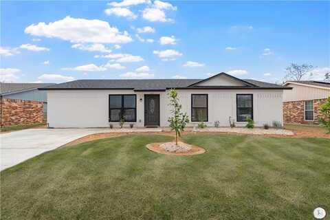 205 Rachel Road, Mc Gregor, TX 76657