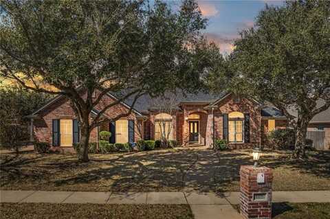 605 Hunters Run, Woodway, TX 76712