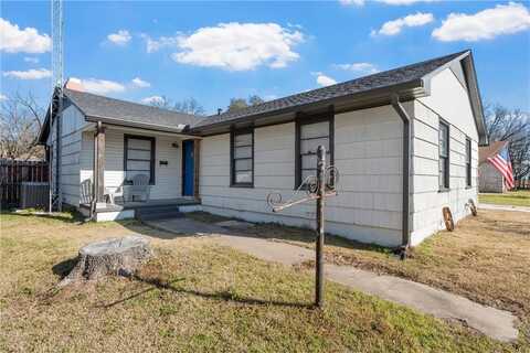 1515 E Texas Avenue, Mart, TX 76664