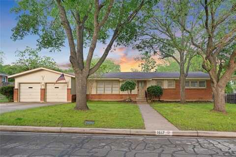 1617 Hilltop Drive, Waco, TX 76710