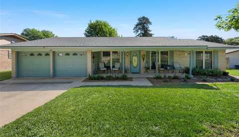 531 Mountain Lake Drive, Woodway, TX 76712