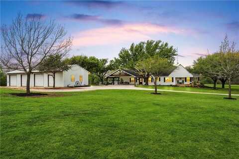 534 McGregor South Loop, Mc Gregor, TX 76657