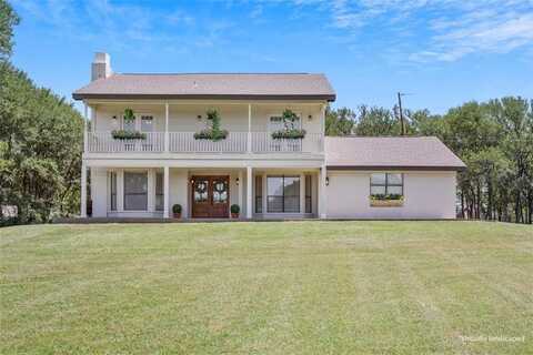 352 Winding Oaks Drive, Waco, TX 76705