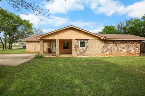 918 W 5th Street, Mc Gregor, TX 76657