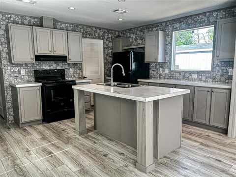 2722 Cypress Street, Granbury, TX 76048