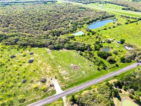 1879 Longhorn Parkway, Axtell, TX 76624