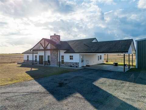 2483 CR 303, Oglesby, TX 76561