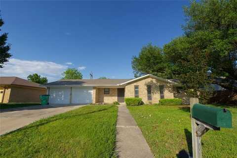 1208 Aspen Road, Gainesville, TX 76240