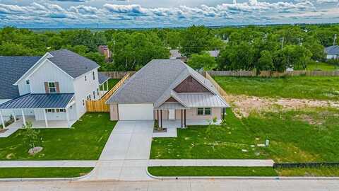 2208 Salina Circle, Granbury, TX 76048