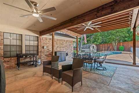 707 Hillview Drive, Arlington, TX 76011