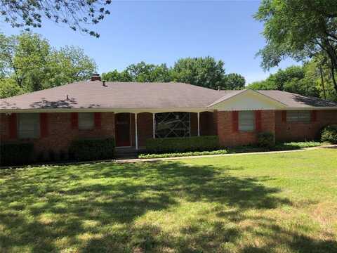 608 SPINNER Road, DeSoto, TX 75115
