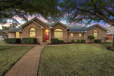 1221 Darbyton Drive, Hewitt, TX 76643