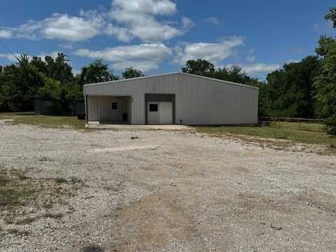 206 Adrian Drive, Bridgeport, TX 76426