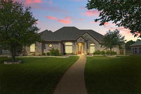811 Shady Bend Drive, Kennedale, TX 76060